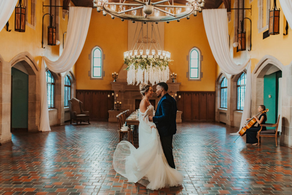 Bridgerton Wedding Styled Shoot at Glenmoor Country Club | Ohio Wedding Photographer